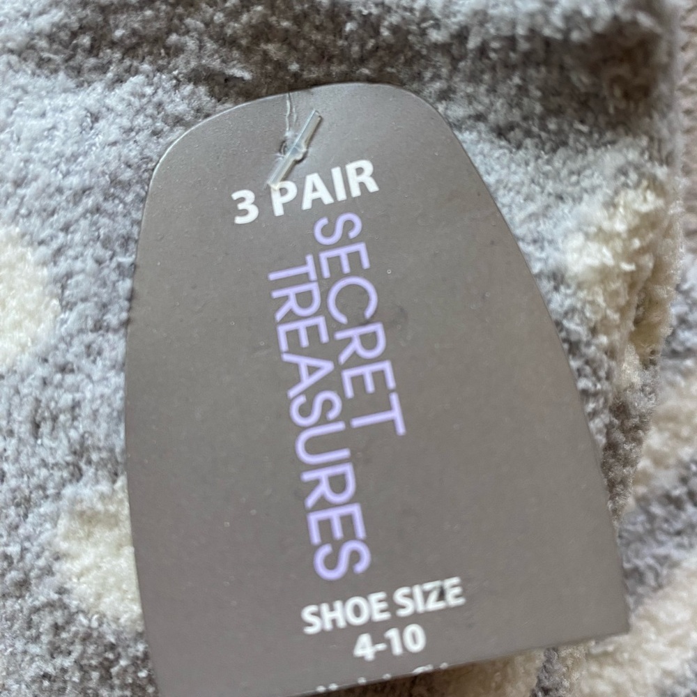 Cozy fuzzy slipper socks 3 pairs NWT Gray and White - Picture 5 of 6
